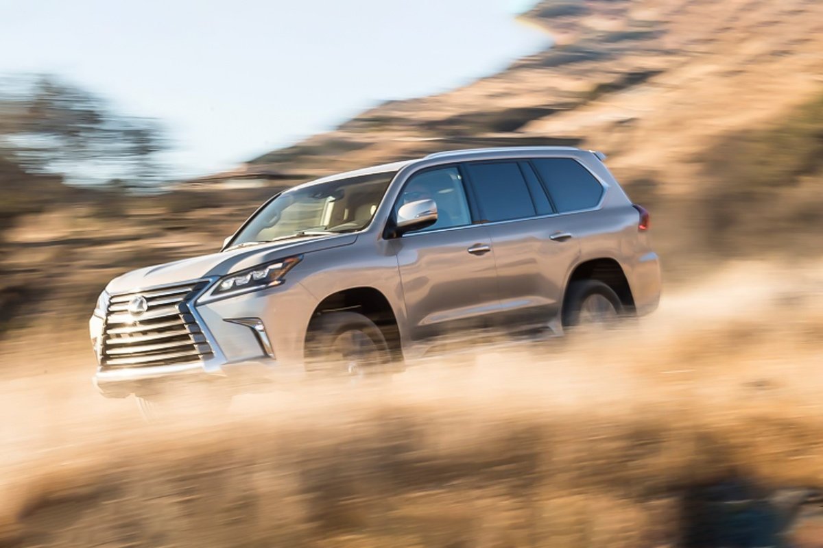 Best Lexus LX570 Daily Rental in Dubai