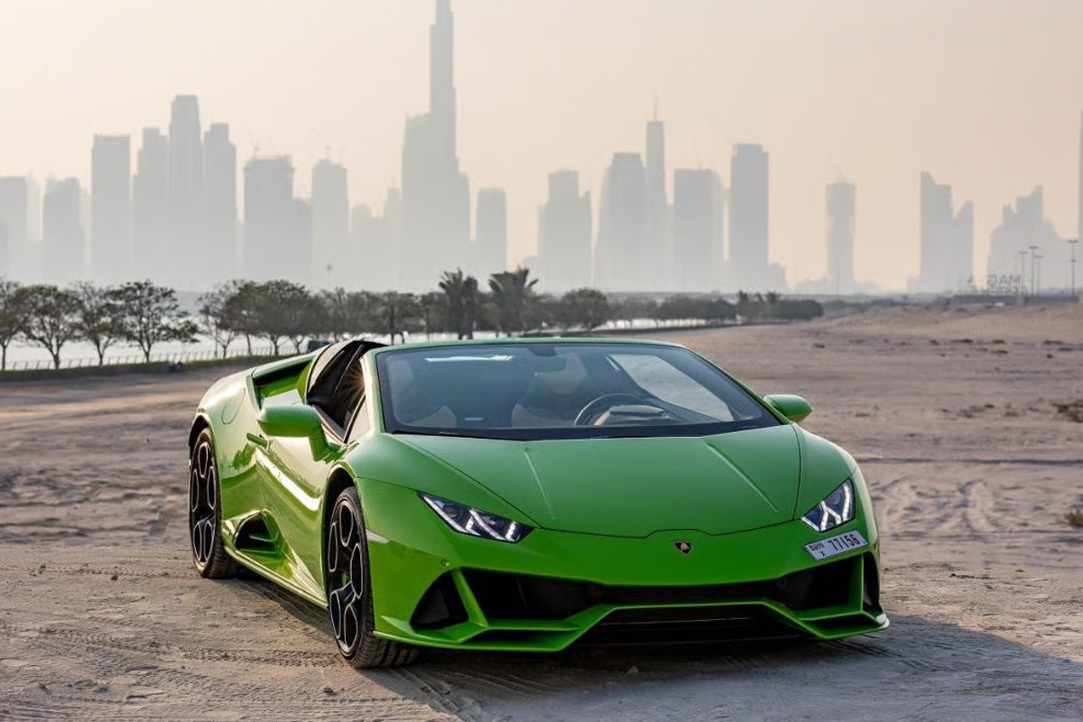 Best Lamborghini Evo Spyder – Green Daily Rental in Dubai