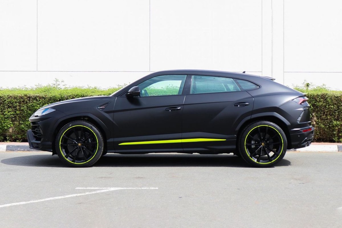 Best Lamborghini Urus Capsule Daily Rental in Dubai