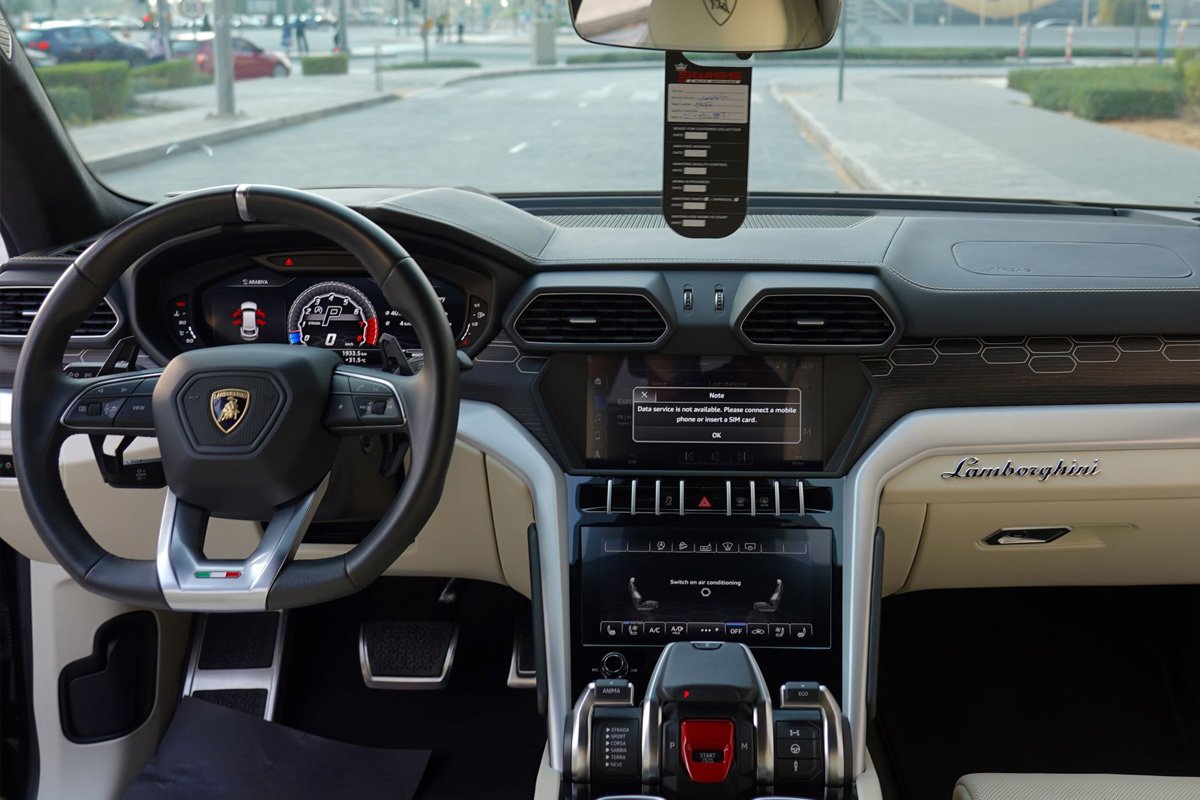 Best Lamborghini Urus Daily Rental in Dubai
