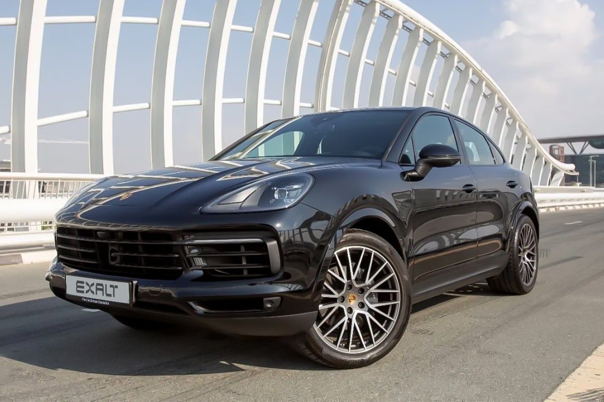 Best Porche Cayenne Coupe Daily Rental in Dubai