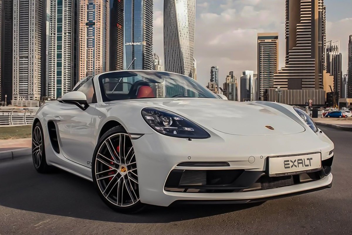 Best Porsche 911 Carrera GTS Cabriolet Daily Rental in Dubai