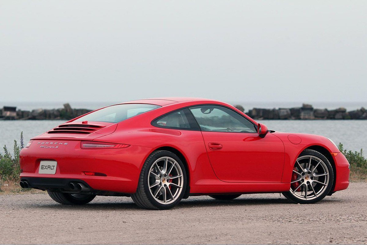 Best Porsche Carrera 911 Daily Rental in Dubai