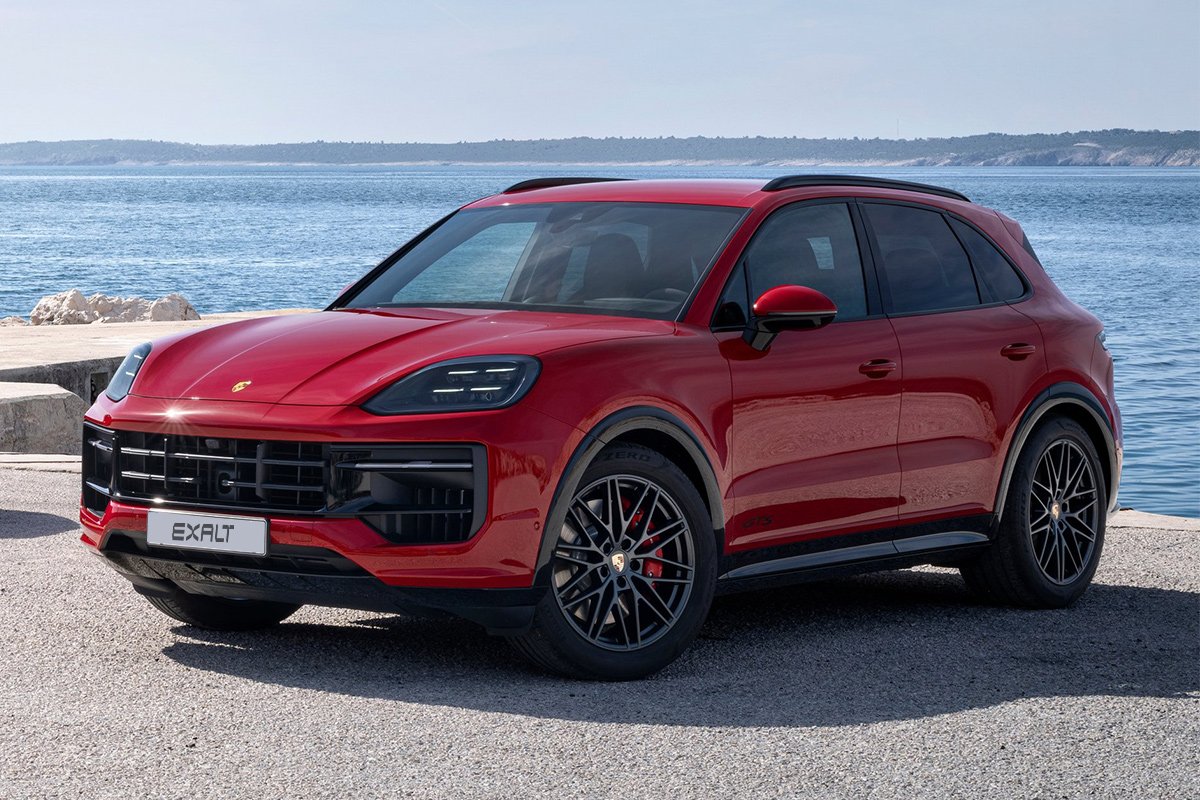 Best Porsche Cayenne GTS Daily Rental in Dubai