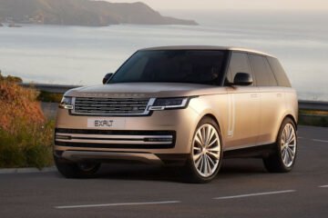 Best Range Rover SE Daily Rental in Dubai
