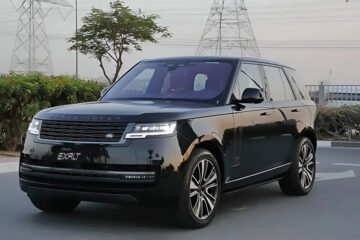 Best Range Rover SE Daily Rental in Dubai