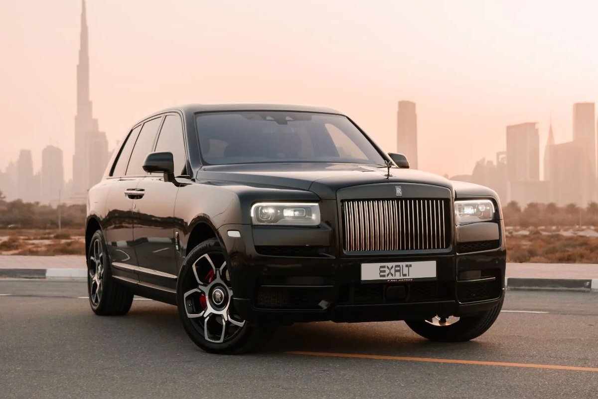 Best Rolls Royce Cullinan 2022 Model Daily Rental in Dubai