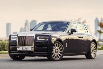Best Rolls Royce Phantom EWB Daily Rental in Dubai