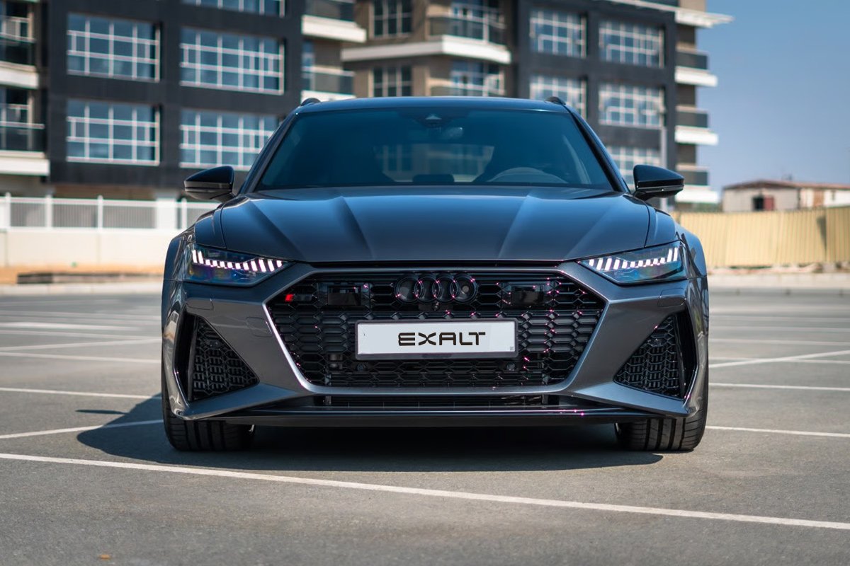 Best Audi RS6 Daily Rental in Dubai