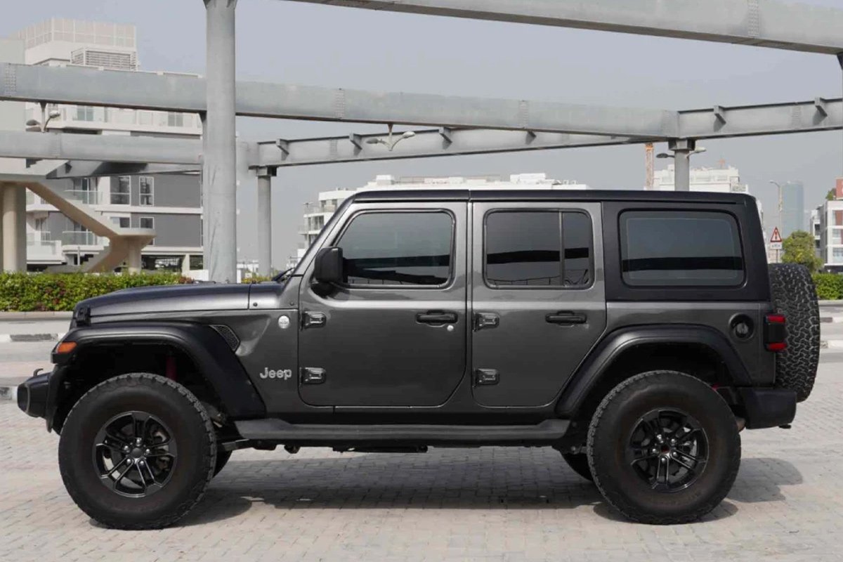 Best Jeep Wrangler Daily Rental in Dubai