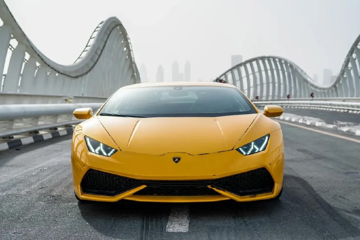 Best Lamborghini Huracan Coupe LP610-4 Daily Rental in Dubai